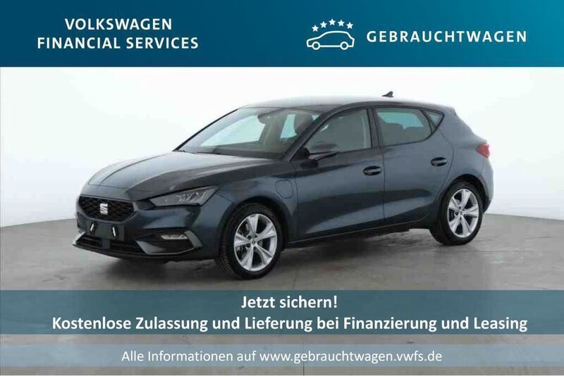 Grau Gebraucht 2023 Seat Leon FR-Line Limousine | 21.040 € (Superpreis) - Bild 1/4