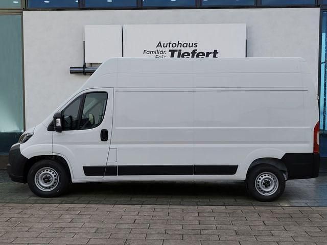 Neu Opel Movano 140 PS (102 kW) 2025 Weiß Van