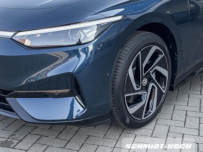 Gebraucht VW ID.7 Pro 210 kW (286 PS) 2025 Blau Kombi