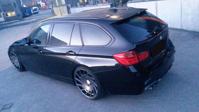 Gebraucht BMW 316 M Sport 116 PS (85 kW) 2013 Schwarz metallic Kombi