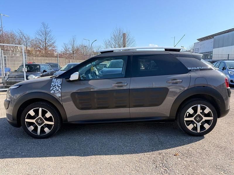 Gebraucht Citroën C4 Rip Curl 110 PS (80 kW) 2016 Tapenade/deckende lackierung Limousine