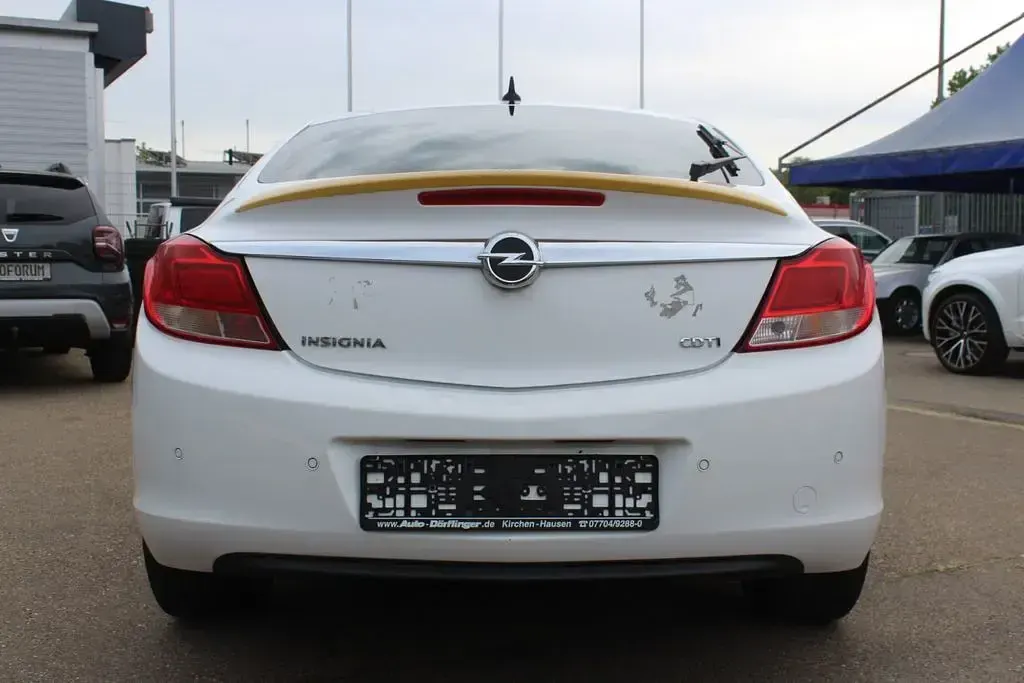 Occasion Opel Insignia Design Edition 131 ch (96 kW) 2011 Blanc Berline