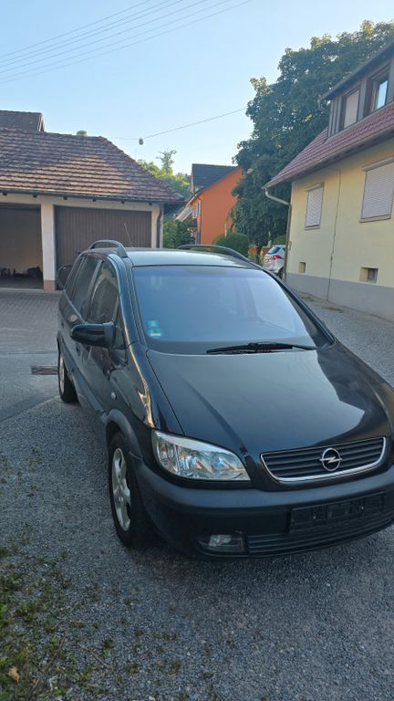 Schwarz Gebraucht 1999 Opel Zafira Van / Kleinbus | 550 € (Superpreis) - Bild 1/4