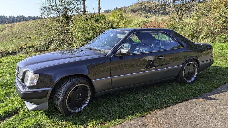 Schwarz Gebraucht 1991 Mercedes E300 Coupé | 20.000 € - Bild 1/4