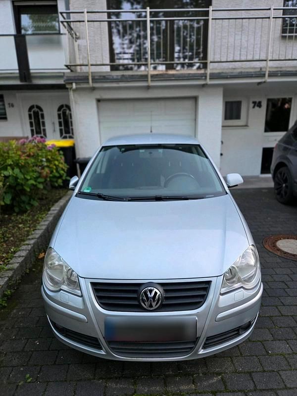 Second-hand VW Polo 70 CP (51 kW) 2009 Gri Hatchback