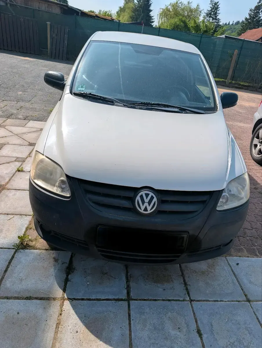 Gebraucht VW Fox 60 PS (44 kW) 2009 Weiß Kleinwagen