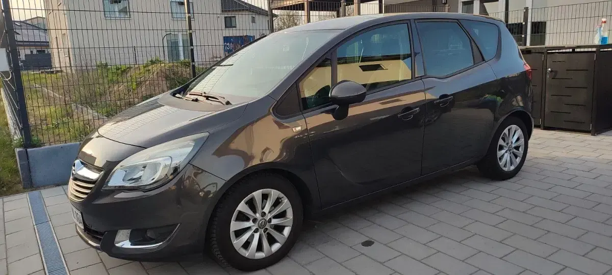 Gebraucht Opel Meriva drive 120 PS (88 kW) 2016 Grau Van / Kleinbus