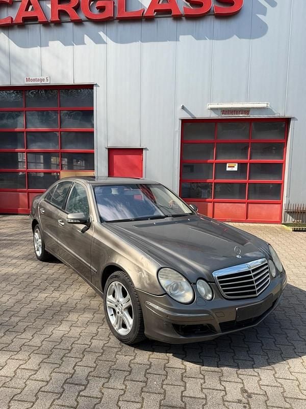 Second-hand Mercedes E420 314 CP (230 kW) 2007 Auriu Berlinǎ
