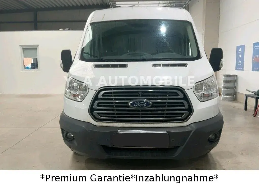 Gebraucht Ford Transit 131 PS (96 kW) 2019 Frozen white Van / Kleinbus
