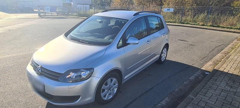 Gebraucht VW Golf VI 80 PS (58 kW) 2010 Silber Kleinwagen