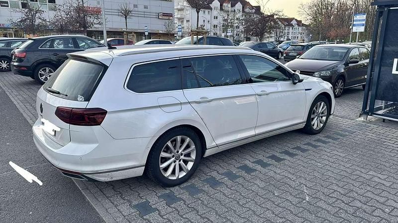 Gebraucht VW Passat GTE 156 PS (114 kW) 2020 Weiß Kombi