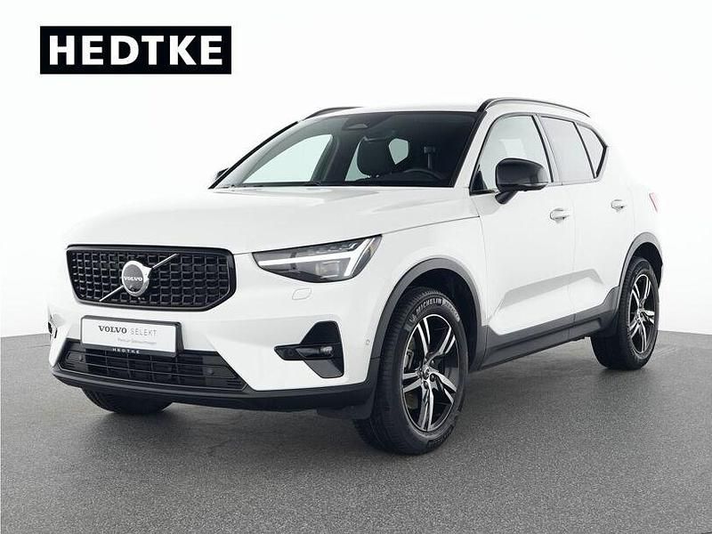 Weiß Gebraucht 2025 Volvo XC40 Plus SUV | 35.990 € (Fairer Preis) - Bild 1/4