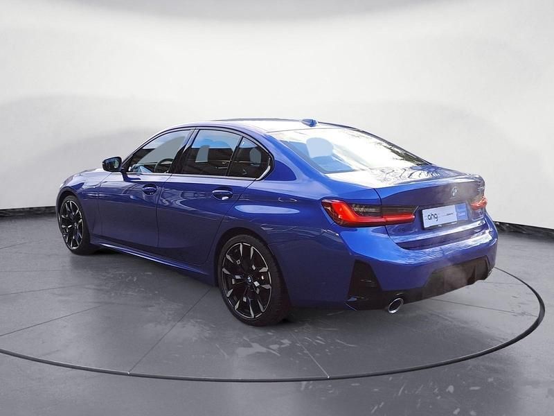 Gebraucht BMW 320 M Sport 190 PS (139 kW) 2024 Blau Limousine
