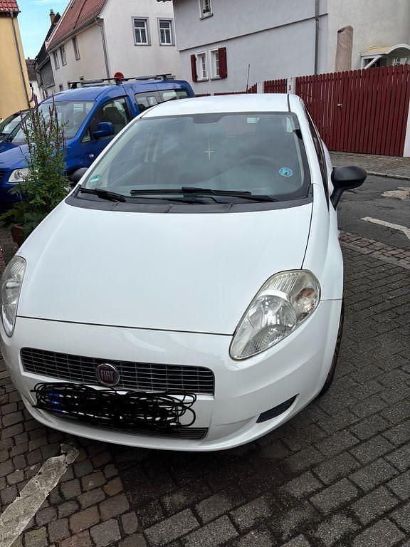Weiß Gebraucht 2009 Fiat Grande Punto Active Kleinwagen | 1.200 € (Superpreis) - Bild 1/4