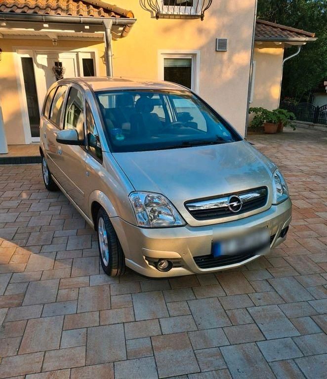 Gold Gebraucht 2007 Opel Meriva Van / Kleinbus | 1.699 € (Fairer Preis) - Bild 1/4