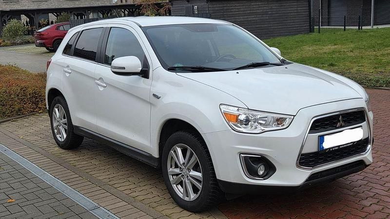 Weiß Gebraucht 2014 Mitsubishi ASX Comfort Edition SUV | 8.900 € (Fairer Preis) - Bild 1/4