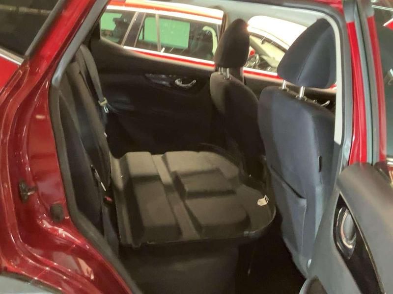 Rot Gebraucht 2016 Nissan Qashqai Acenta SUV | 8.500 € (Guter Preis) - Bild 1/4
