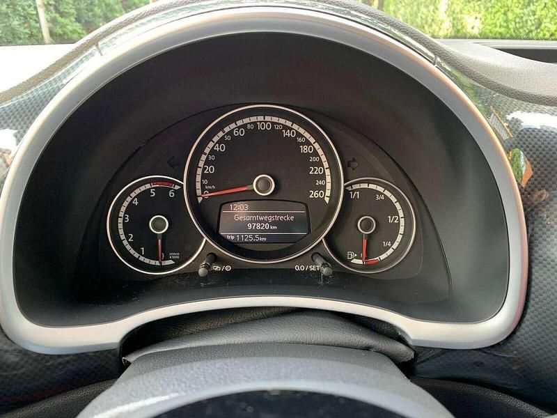 Usata VW Beetle 140 CV (102 kW) 2012 Utilitaria
