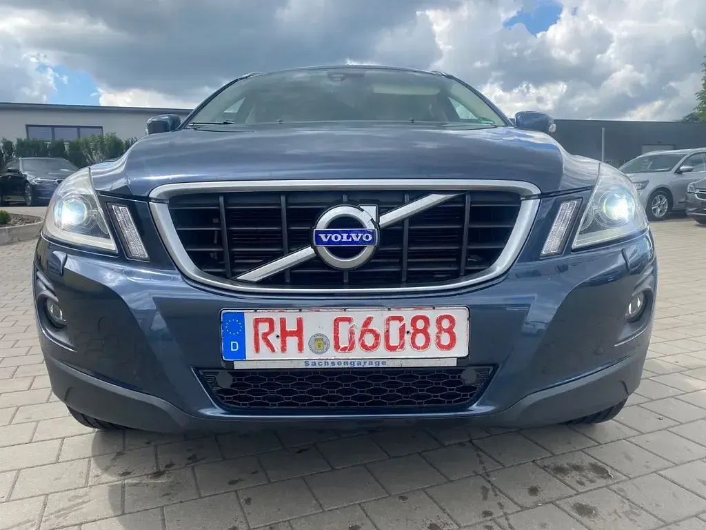 Gebraucht Volvo XC60 Summum 175 PS (128 kW) 2010 Blau SUV