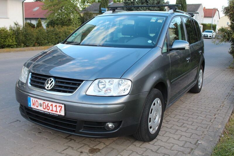 Gebraucht VW Touran Highline 140 PS (102 kW) 2005 Grau Van / Kleinbus