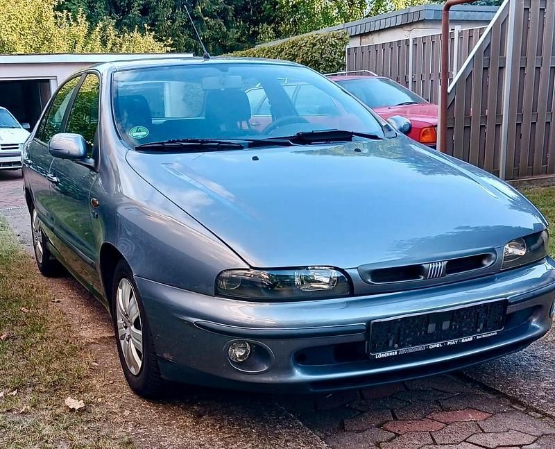 Blau Gebraucht 1997 Fiat Marea Limousine | 590 € - Bild 1/4
