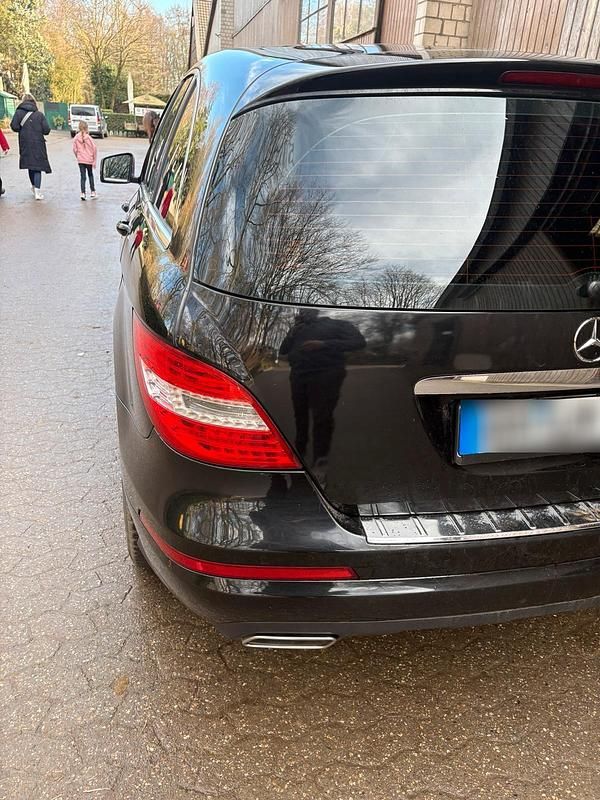 Gebraucht Mercedes 300 190 PS (139 kW) 2011 Andere farben Kombi