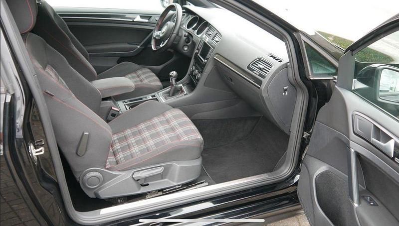 Gebraucht VW Golf GTI 230 PS (169 kW) 2016 Schwarz Limousine