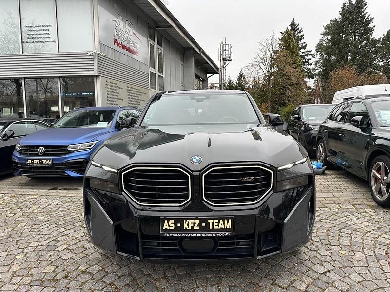Używany BMW XM Performance 653 KM (480 kW) 2023 Szary SUV