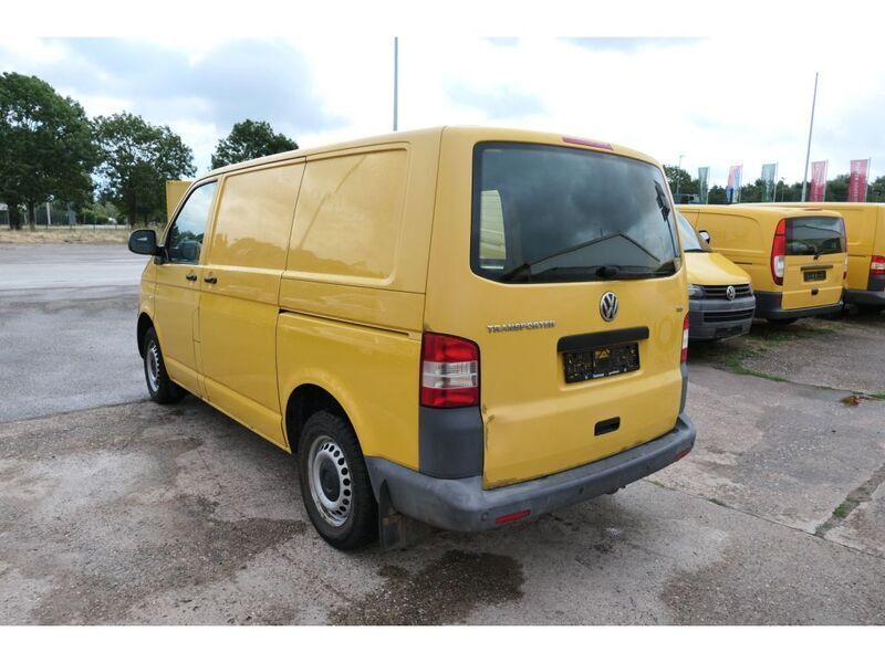 Gebraucht VW T5 84 PS (61 kW) 2010 Ginstergelb r1032 Van