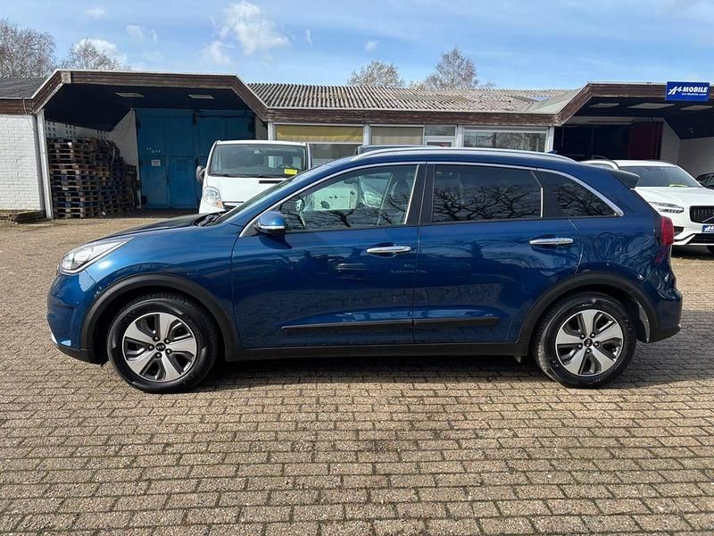 Gebraucht Kia Niro Vision 105 PS (77 kW) 2018 Blau SUV