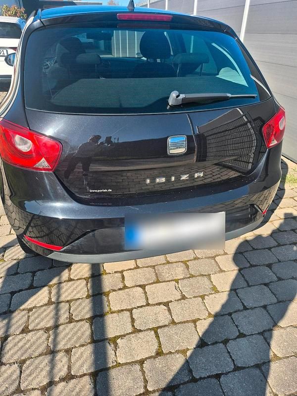 Gebraucht Seat Ibiza 69 PS (50 kW) 2012 Schwarz Kleinwagen