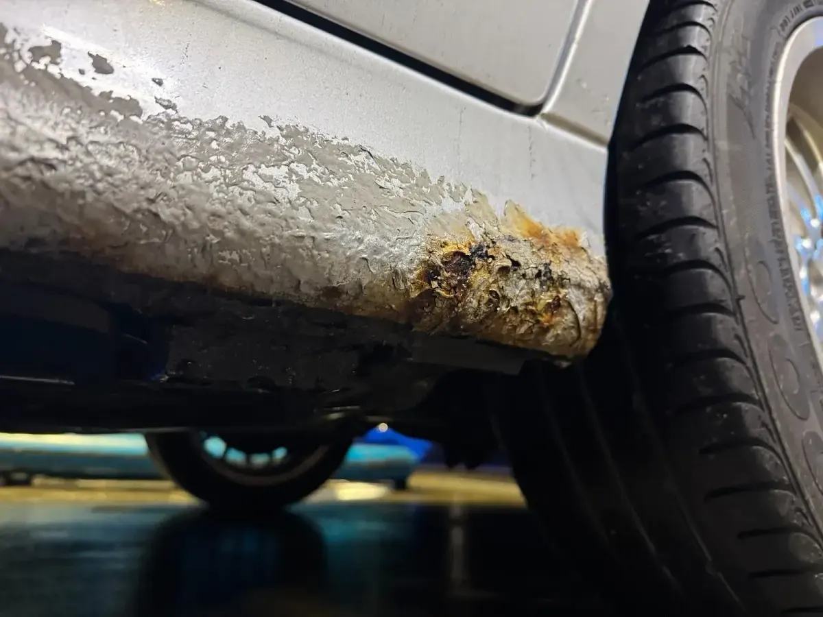 Second-hand BMW 520 150 CP (110 kW) 2000 Argintiu Berlinǎ