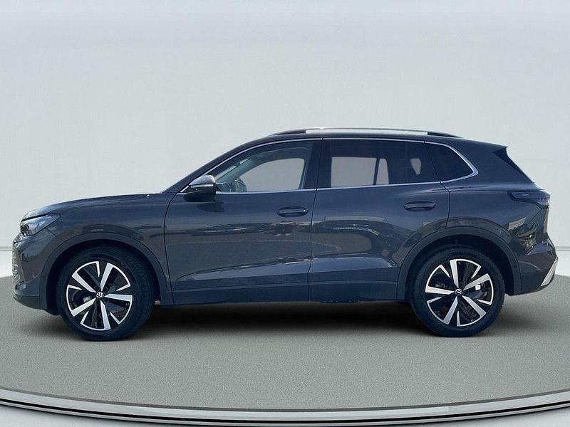 Neu VW Tiguan Elegance 150 PS (110 kW) 2026 Grau SUV