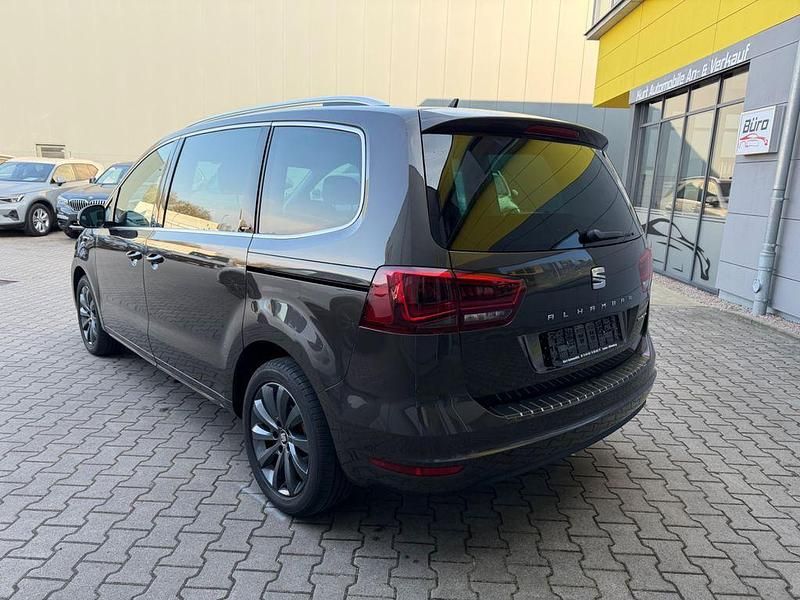 Gebraucht Seat Alhambra CONNECT 150 PS (110 kW) 2016 Braun Van / Kleinbus