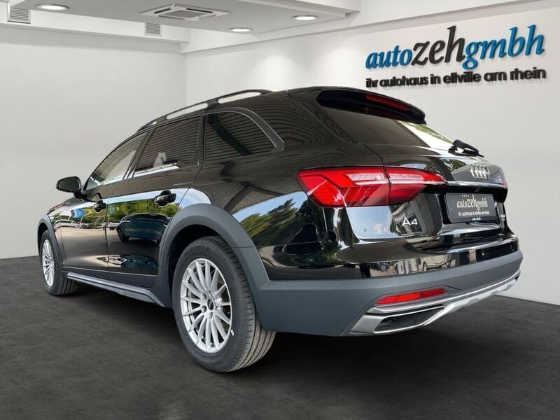 Gebraucht Audi A4 Allroad Basis 204 PS (150 kW) 2023 Mythosschwarz (metallic) Kombi
