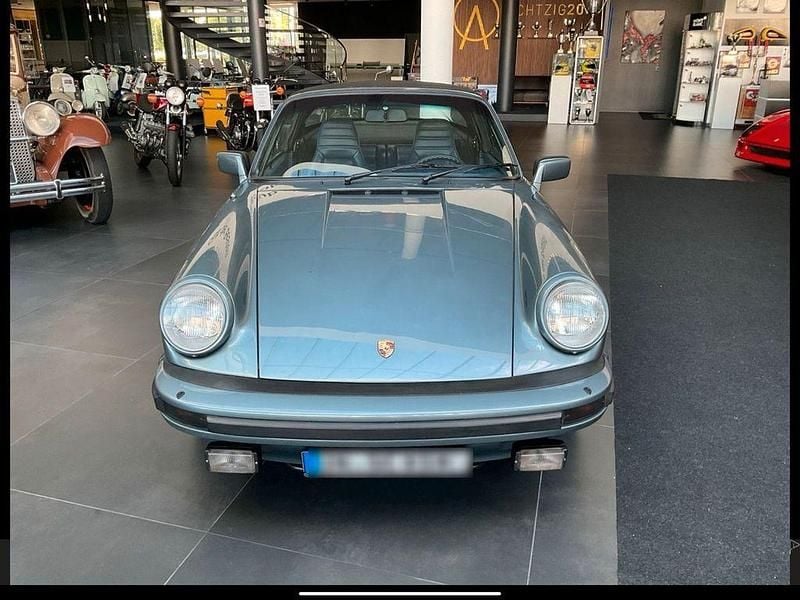 Gebraucht Porsche 911 204 PS (150 kW) 1983 Blau Cabrio
