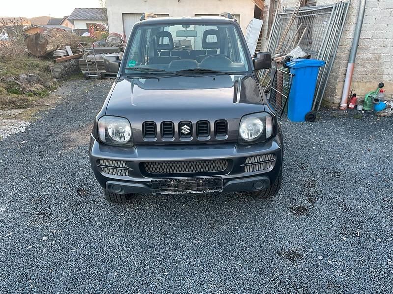 Gebraucht Suzuki Jimny Ranger 86 PS (63 kW) 2011 Grau SUV