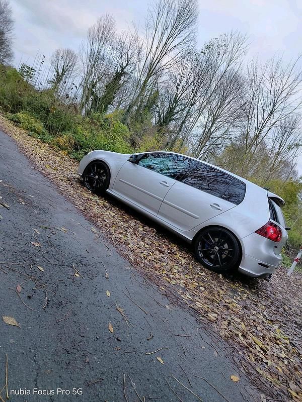 Gebraucht VW Golf VI R 250 PS (183 kW) 2008 Silber Kleinwagen