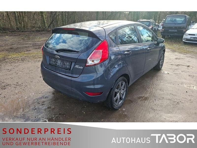 Gebraucht Ford Fiesta Trend 82 PS (60 kW) 2013 Midnight skygrau metallic Kleinwagen