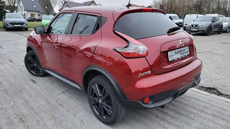 Gebraucht Nissan Juke N-Connecta 116 PS (85 kW) 2016 Rot SUV