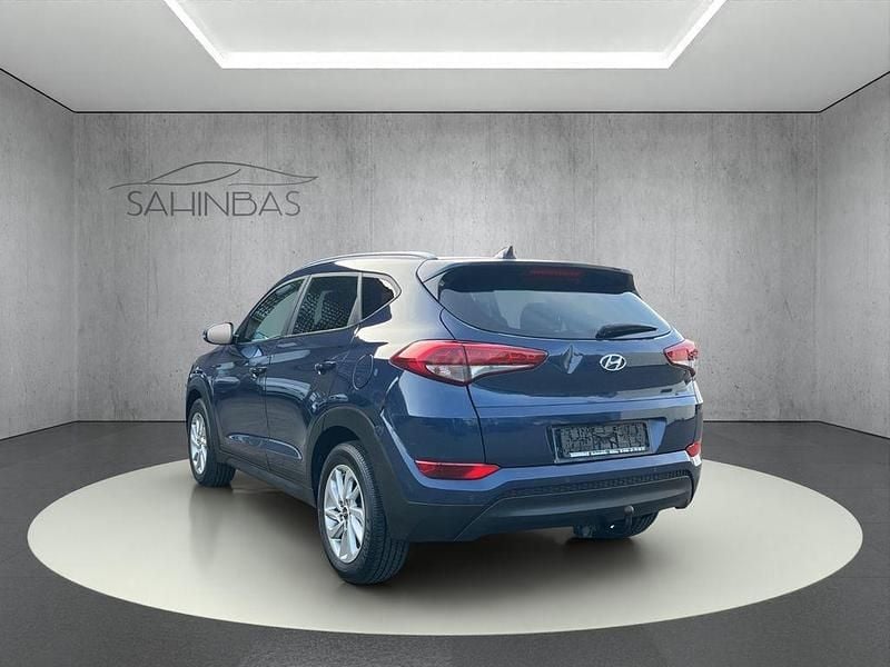 Gebraucht Hyundai Tucson Trend 141 PS (103 kW) 2017 Blau SUV