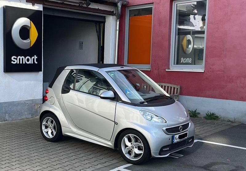 Gebraucht Smart ForTwo Cabrio Passion 71 PS (52 kW) 2012 Silber Cabrio