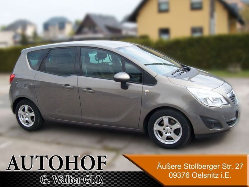 Gebraucht Opel Meriva 120 PS (88 kW) 2012 Muskatgrau/muskat braun(m2) Van / Kleinbus