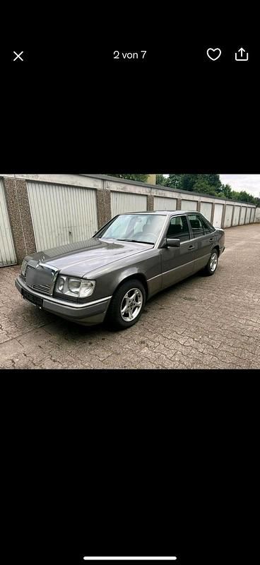 Gebraucht Mercedes E230 136 PS (100 kW) 1989 Beige Limousine