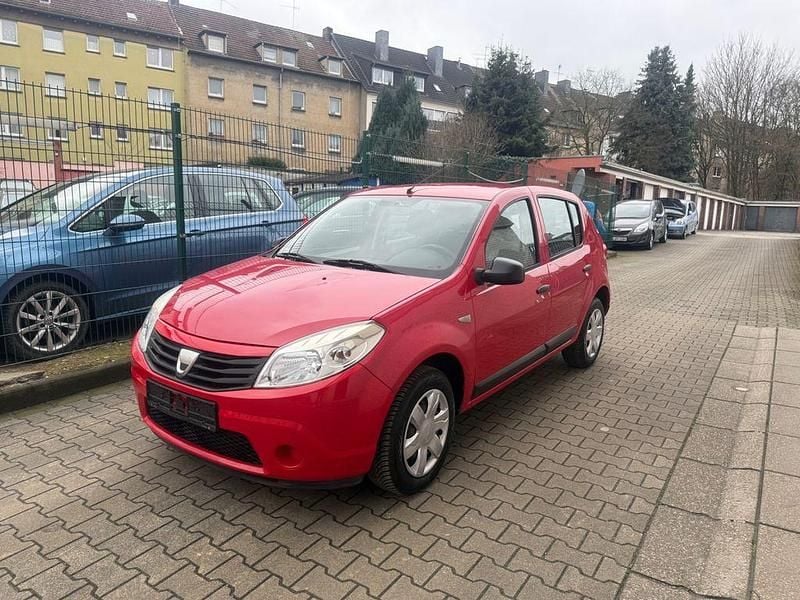 Gebraucht Dacia Sandero Ambiance 75 PS (55 kW) 2009 Rot Limousine