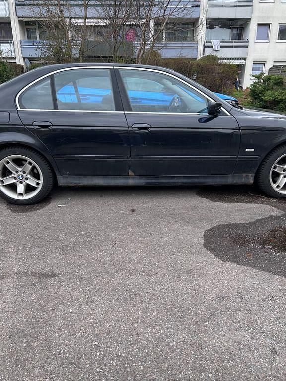 Gebraucht BMW 525 192 PS (141 kW) 2001 Limousine