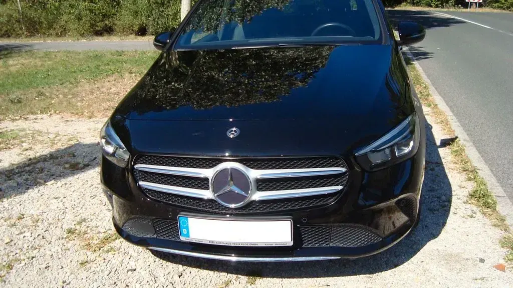 Gebraucht Mercedes B250 Progressive 224 PS (164 kW) 2019 Schwarz Kleinwagen