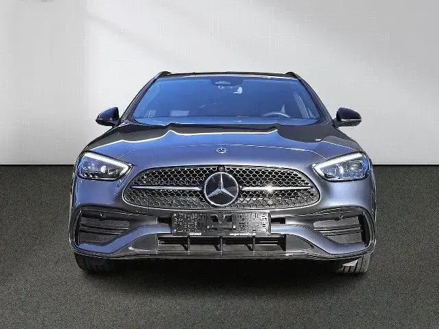 Gebraucht Mercedes C180 AMG 170 PS (125 kW) 2025 Kombi