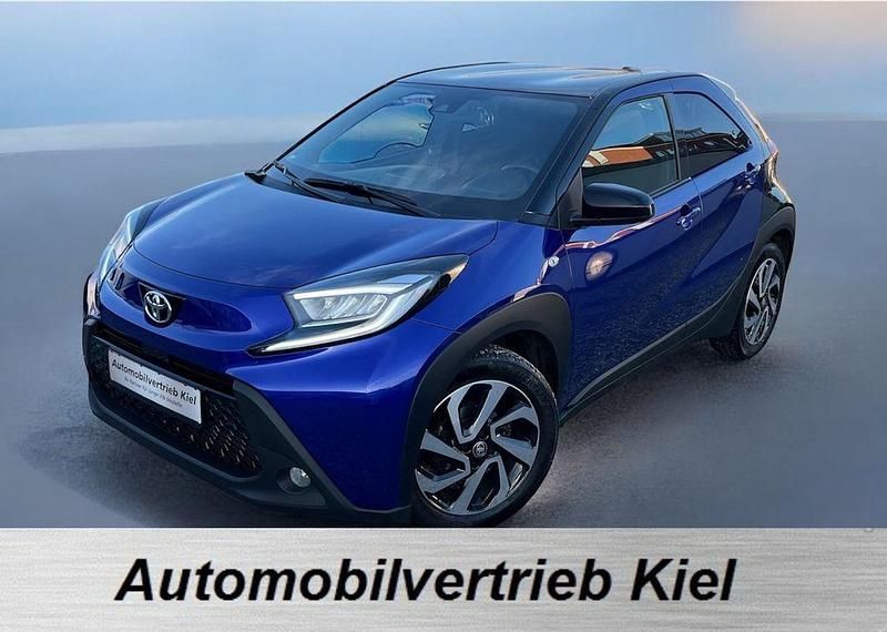 Gebraucht Toyota Aygo Pulse 72 PS (52 kW) 2023 Blau Kleinwagen