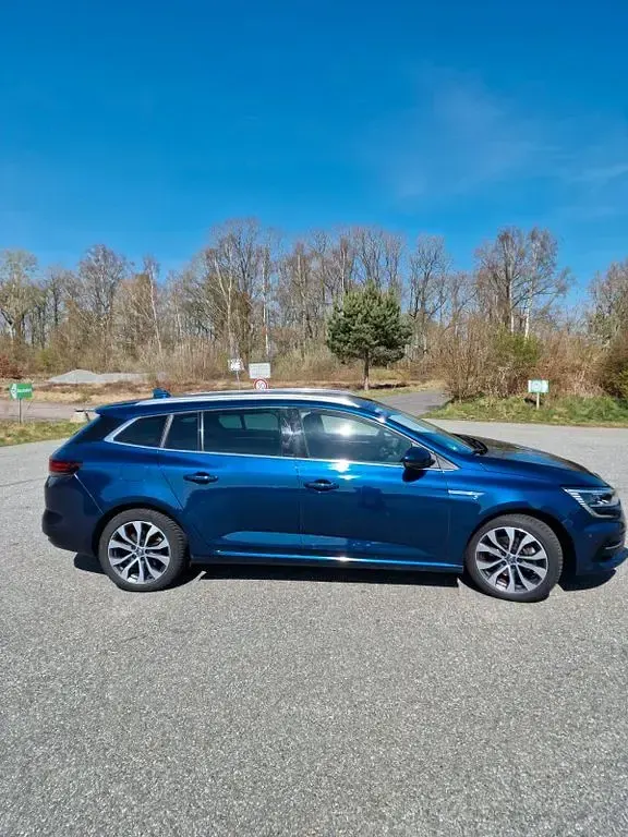 Occasion Renault Megane E-Tech 91 ch (66 kW) 2021 Bleue Berline